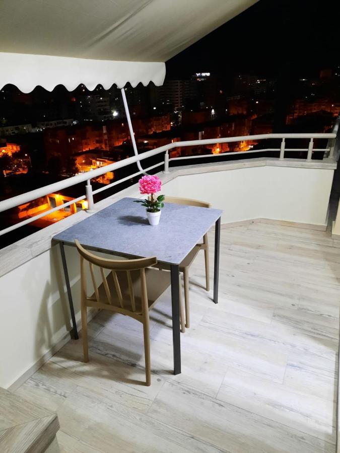 Disy Apartments Вльора Екстер'єр фото