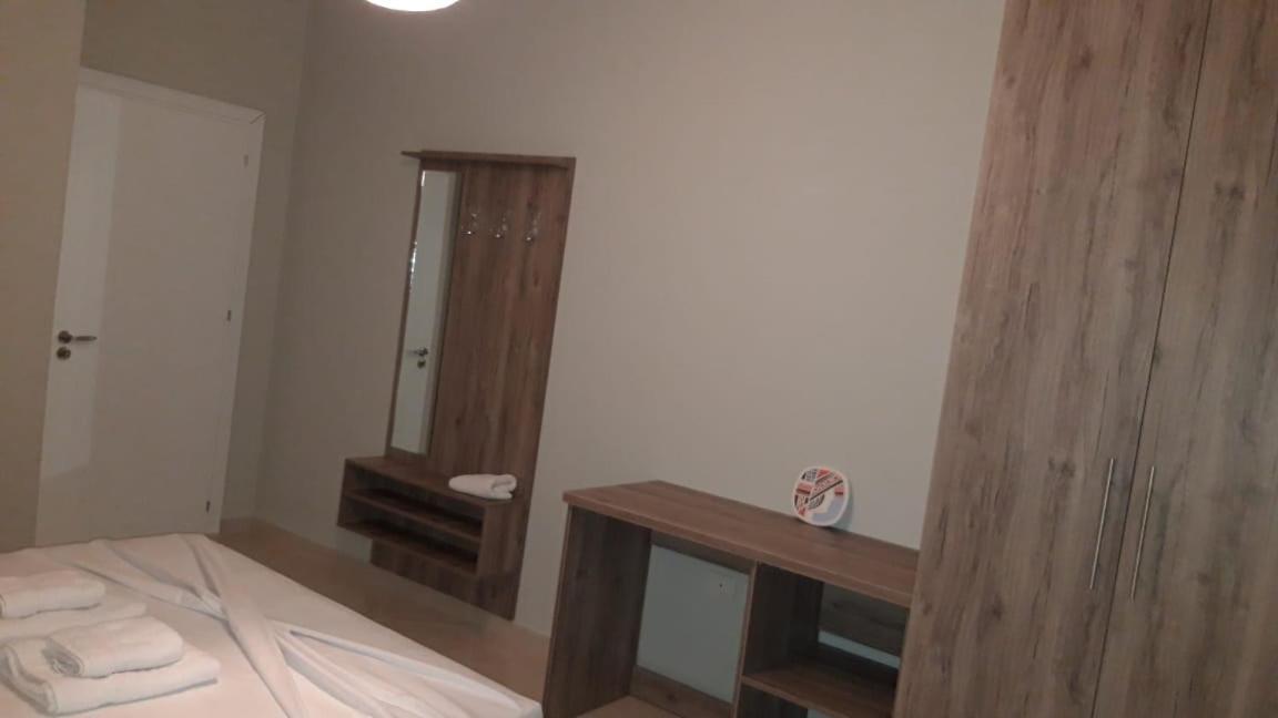 Disy Apartments Вльора Номер фото